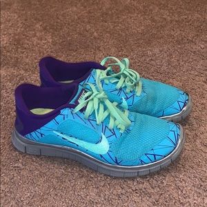 Women’s Nike Free running shoes